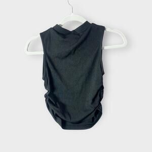 NWT‎ Haeof Black Sleevless Top Size Small